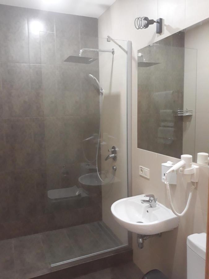 Park Hotel Kiev Ngoại thất bức ảnh